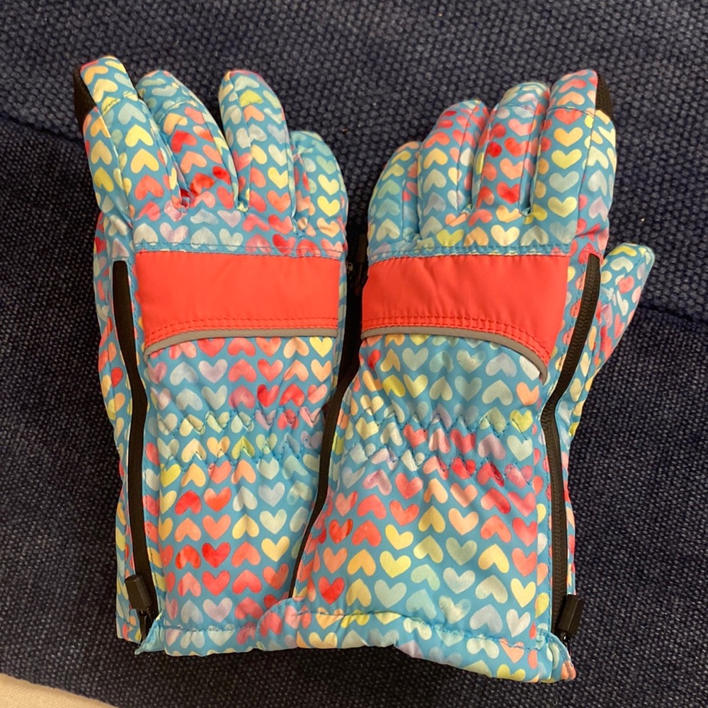 NWOT Andy & Evan size 5/6 insulated waterproof gloves with double zippers